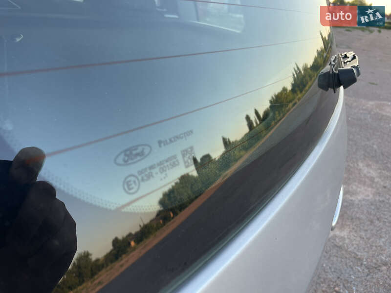 Хэтчбек Ford Fusion 2011 в Прилуках