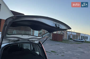 Хэтчбек Ford Fusion 2011 в 