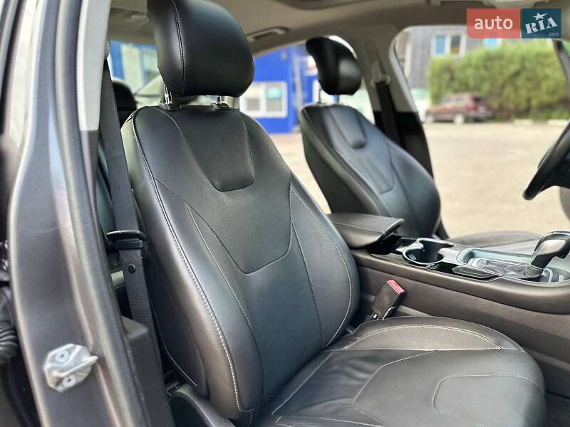 Седан Ford Fusion 2014 в Славянске