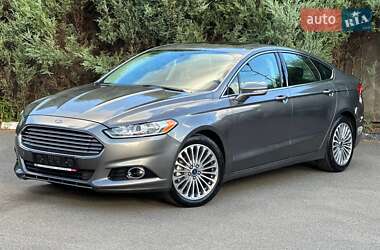 Седан Ford Fusion 2014 в 