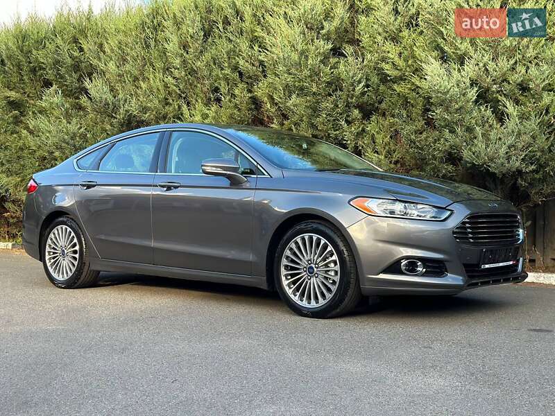 Седан Ford Fusion 2014 в Славянске