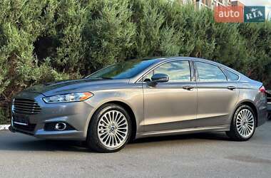Седан Ford Fusion 2014 в 