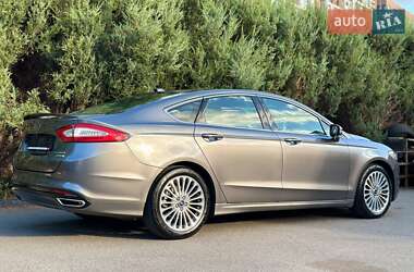 Седан Ford Fusion 2014 в 
