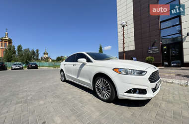 Седан Ford Fusion 2014 в 