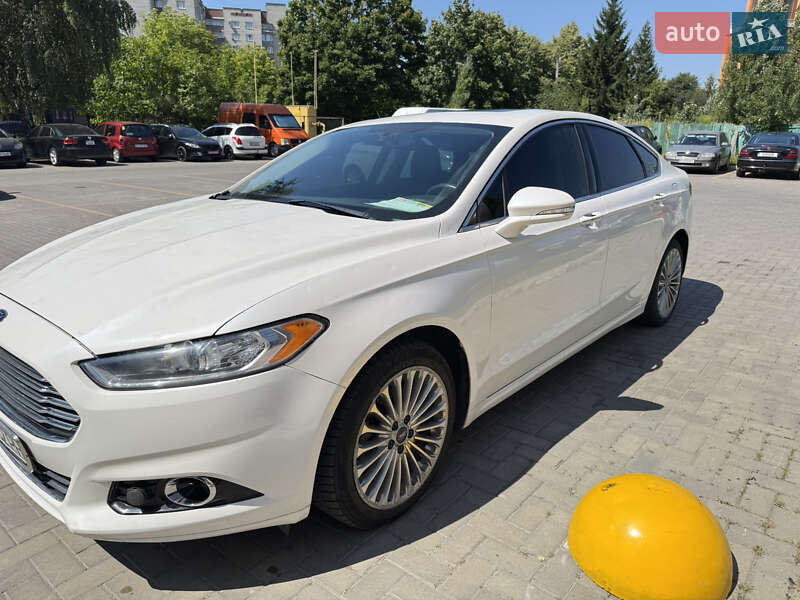 Седан Ford Fusion 2014 в Луцке