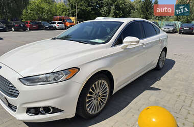Седан Ford Fusion 2014 в 