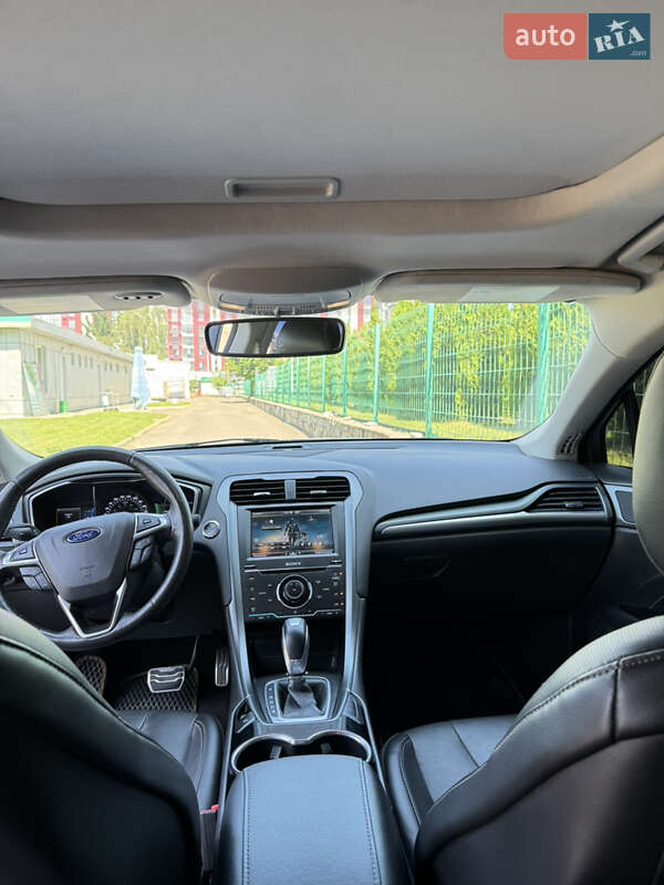 Седан Ford Fusion 2014 в Луцке