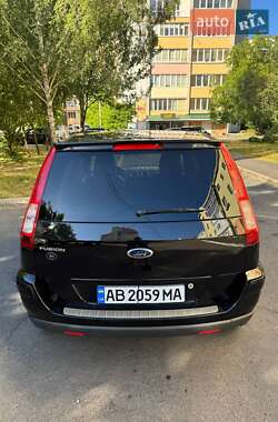 Хэтчбек Ford Fusion 2009 в 
