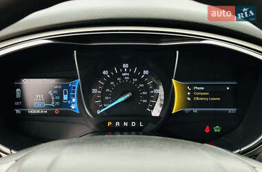 Седан Ford Fusion 2013 в 