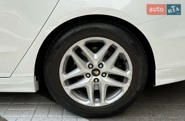 Седан Ford Fusion 2013 в 
