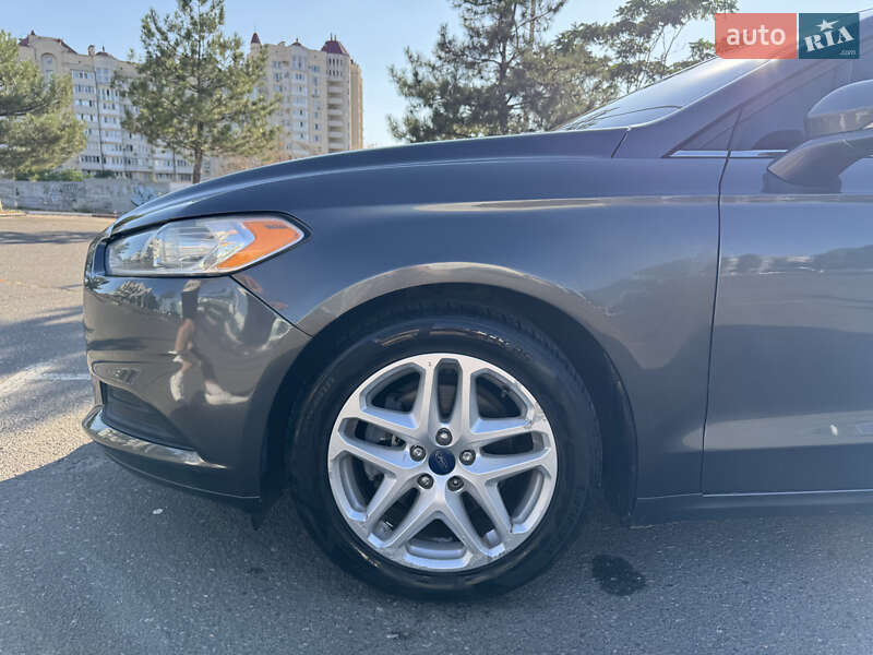 Седан Ford Fusion 2014 в Николаеве