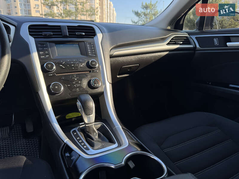 Седан Ford Fusion 2014 в Николаеве