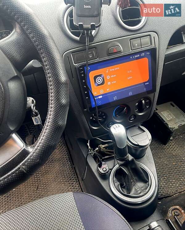 Хэтчбек Ford Fusion 2006 в Полтаве