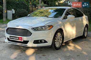 Ford Fusion 2015