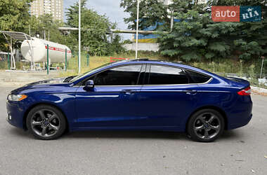 Седан Ford Fusion 2014 в 