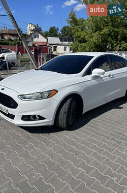 Седан Ford Fusion 2013 в 