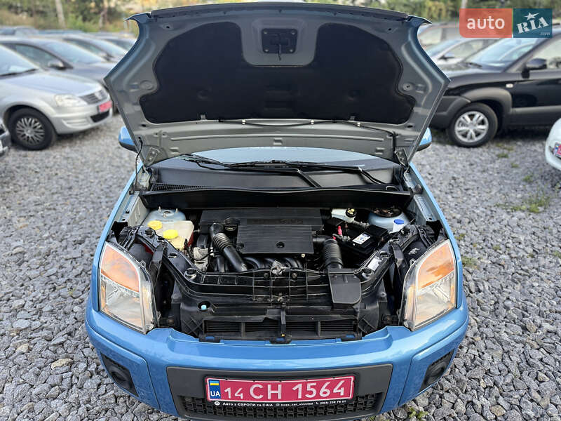 Хетчбек Ford Fusion 2011 в Вінниці