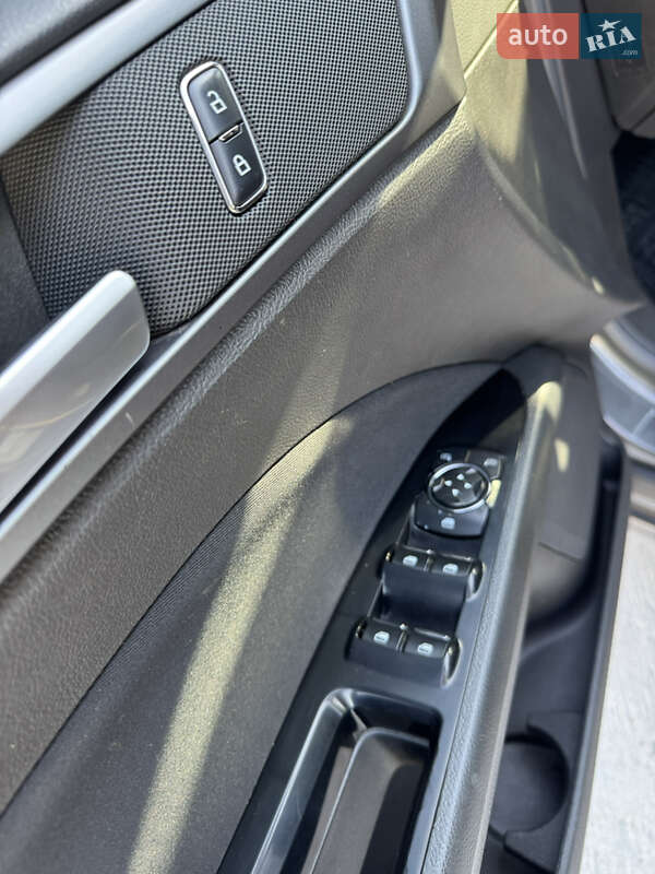 Седан Ford Fusion 2015 в Одессе