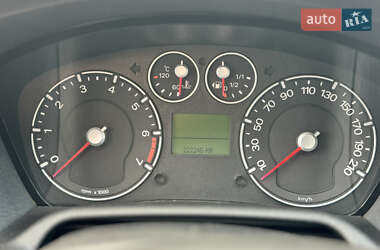 Хэтчбек Ford Fusion 2008 в 