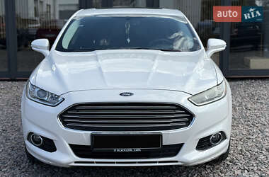 Седан Ford Fusion 2014 в 