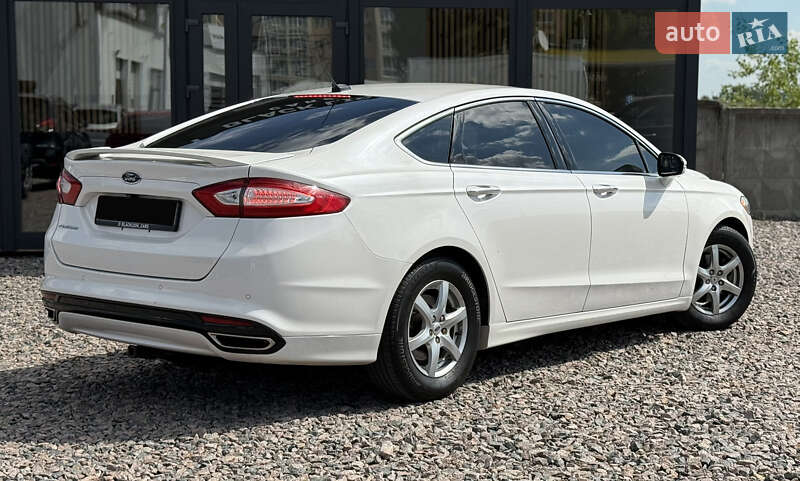 Седан Ford Fusion 2014 в Киеве
