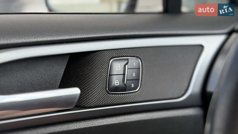 Седан Ford Fusion 2014 в Киеве