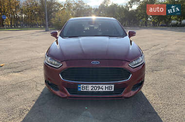 Седан Ford Fusion 2013 в 