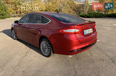 Седан Ford Fusion 2013 в 