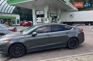 Ford Fusion 2016