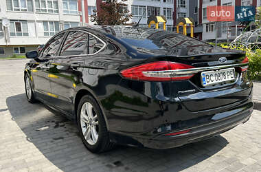 Седан Ford Fusion 2018 в 