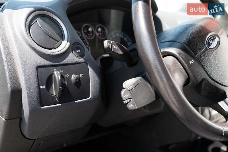 Хетчбек Ford Fusion 2011 в Львові