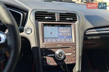 Седан Ford Fusion 2018 в 