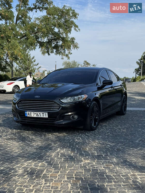 Седан Ford Fusion 2013 в Днепре