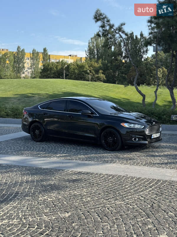 Седан Ford Fusion 2013 в Днепре
