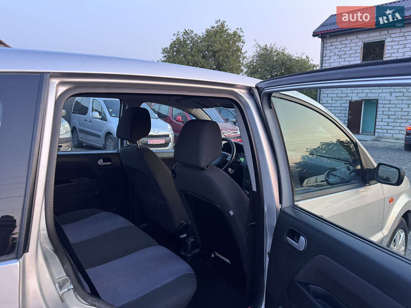 Хэтчбек Ford Fusion 2008 в Звенигородке