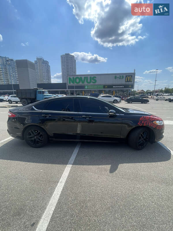 Седан Ford Fusion 2016 в Киеве