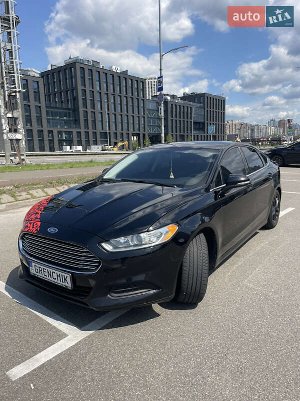 Седан Ford Fusion 2016 в Киеве