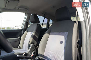 Хэтчбек Ford Fusion 2009 в 
