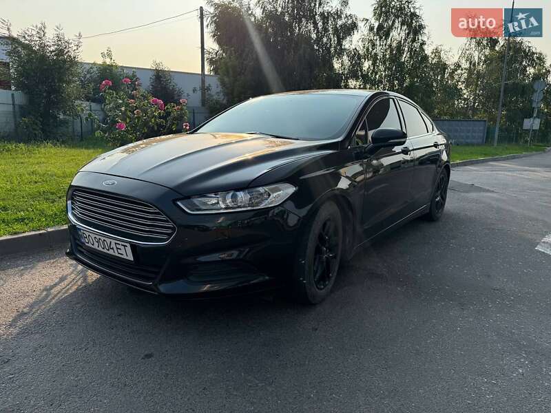 Седан Ford Fusion 2015 в Тернополе