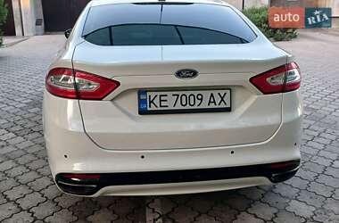 Седан Ford Fusion 2014 в 