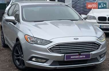 Седан Ford Fusion 2017 в 