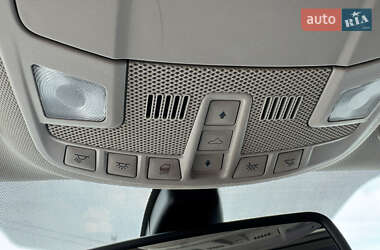 Седан Ford Fusion 2013 в 