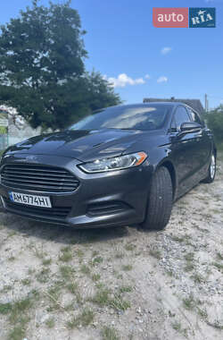 Седан Ford Fusion 2015 в Житомире