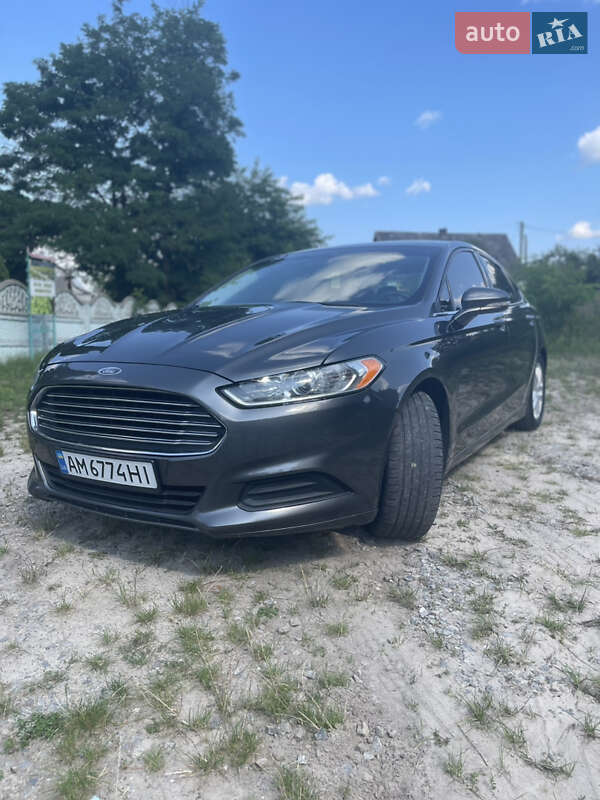 Ford Fusion 2015