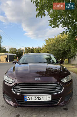Седан Ford Fusion 2013 в 