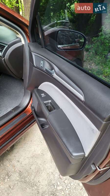 Седан Ford Fusion 2016 в Києві фото 19 Седан Ford Fusion 2016 в Києві