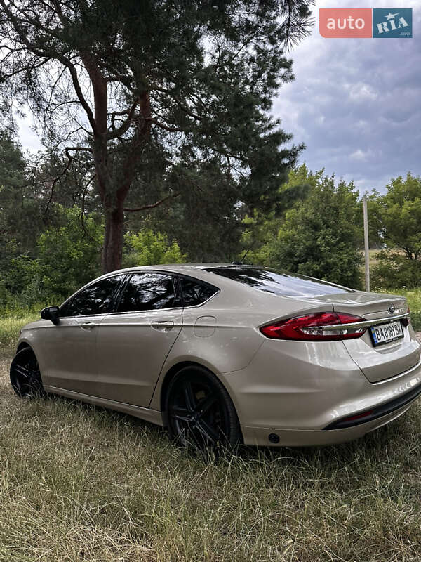 Ford Fusion 2016