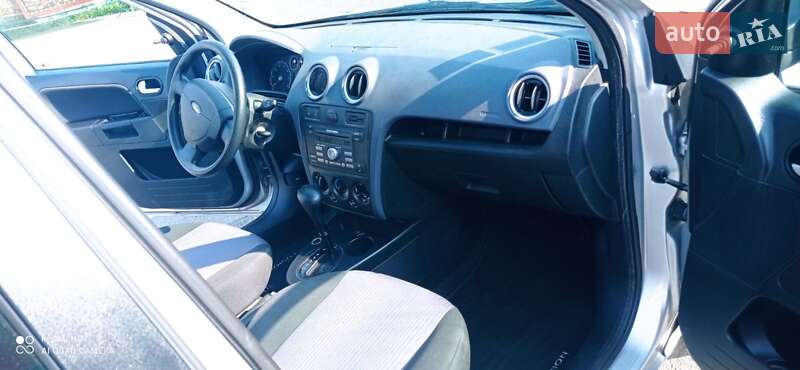Хэтчбек Ford Fusion 2009 в Виннице