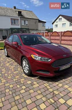 Седан Ford Fusion 2014 в Романове
