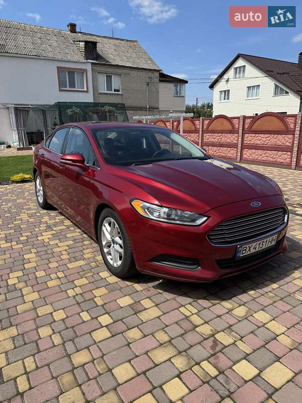 Седан Ford Fusion 2014 в Романове